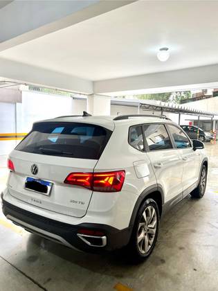 VOLKSWAGEN TAOS 1.4 250 TSI TOTAL FLEX COMFORTLINE AUTOMÁTICO